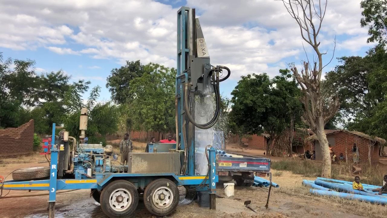 Drilling clean water wells for the people of Malawi